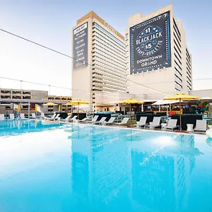 Downtown Grand & Casino ホテル